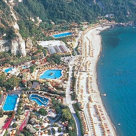 Appartamenti Su Piazza Matteotti Forio Centralissimi Exteriér fotografie
